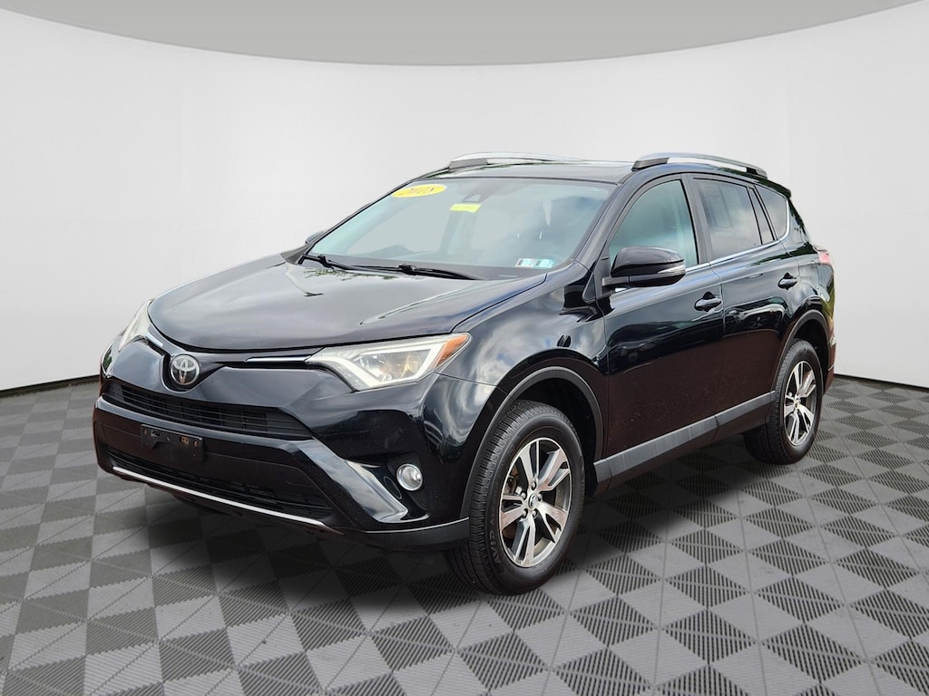 Used 2018 Toyota RAV4 XLE SUV
