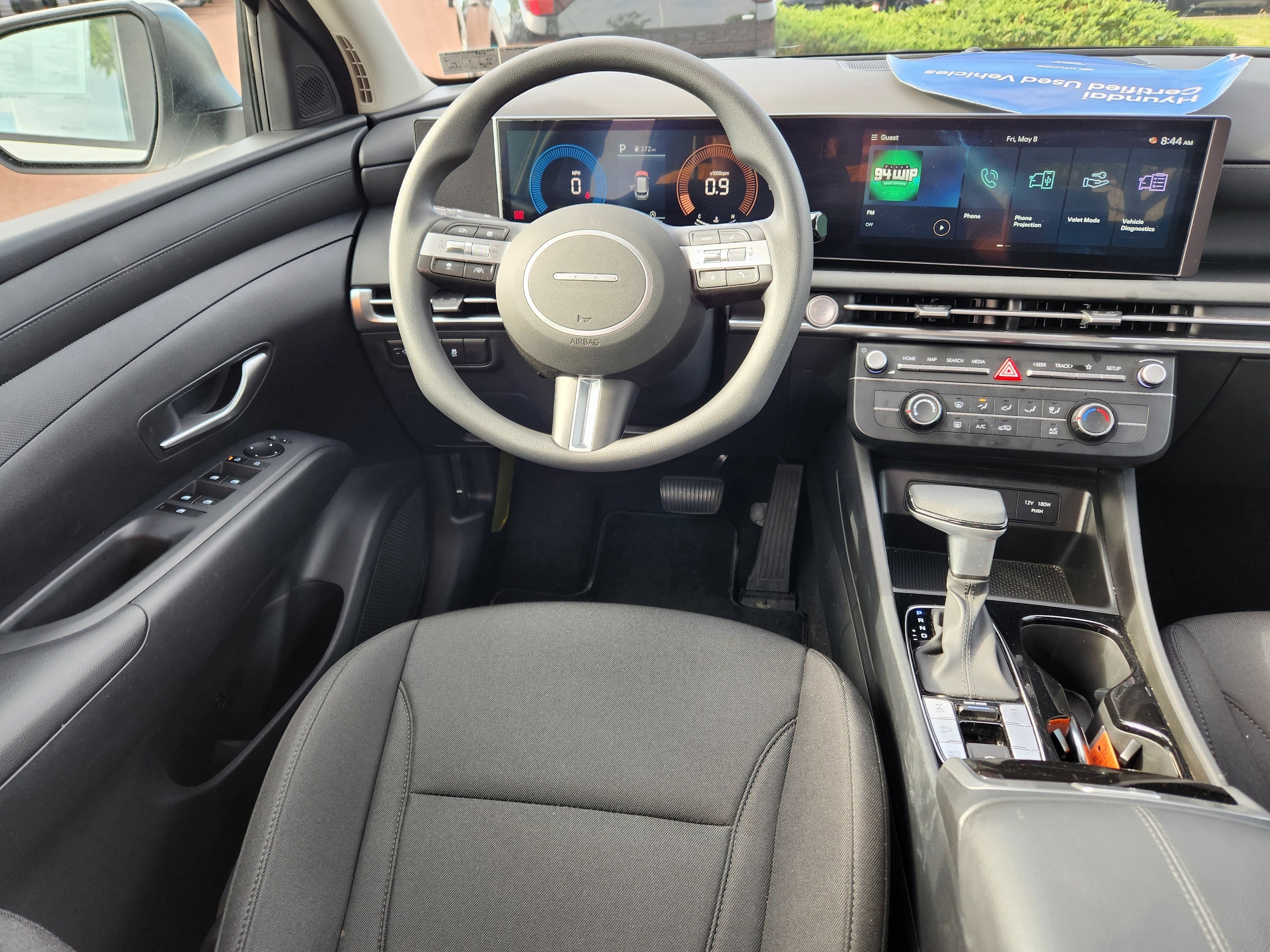 2025 Hyundai Tucson SE - Photo 13