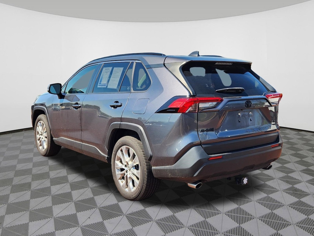 Used 2019 Toyota RAV4 XLE Premium SUV