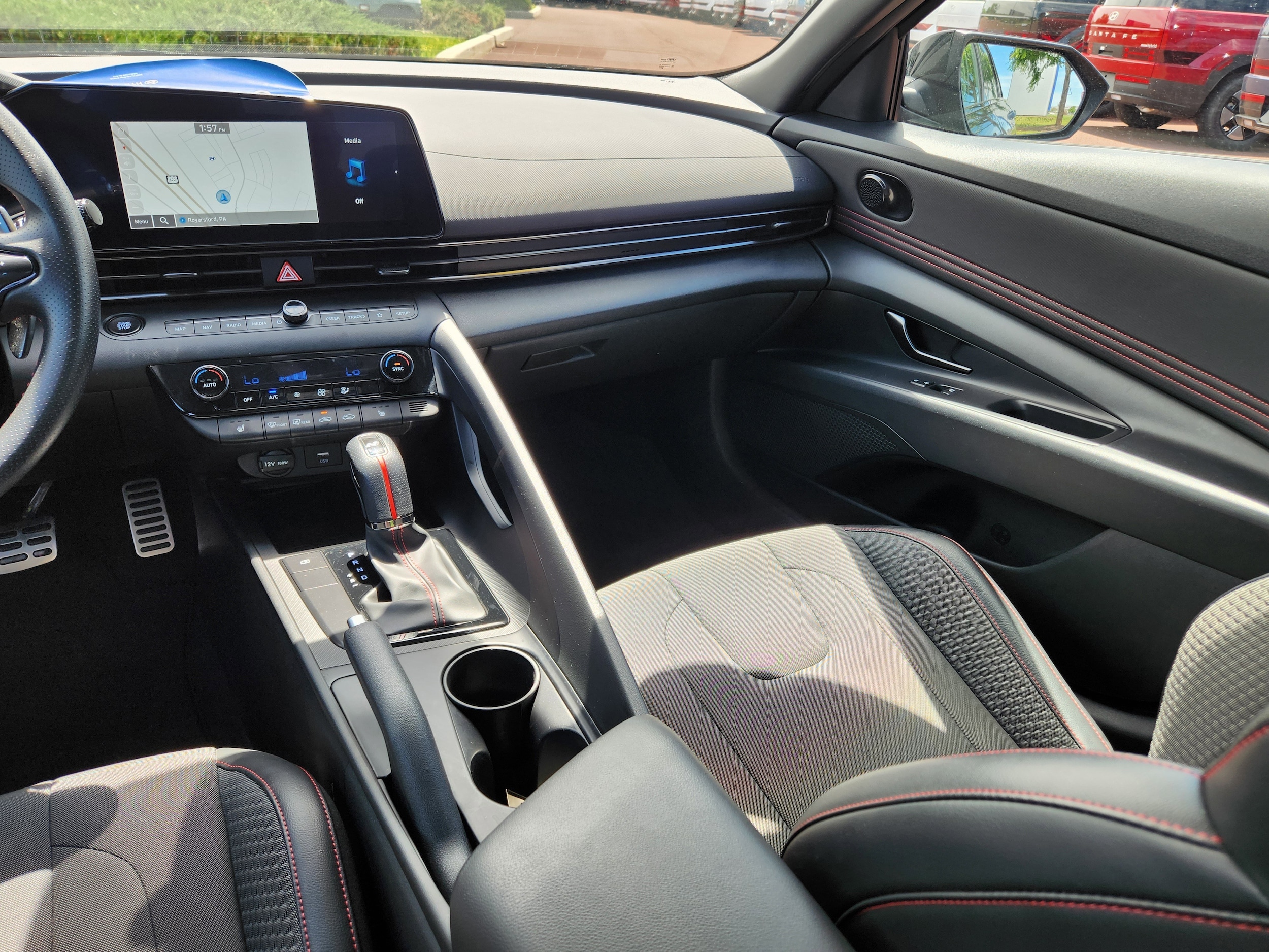 2023 Hyundai Elantra N Line - Photo 14