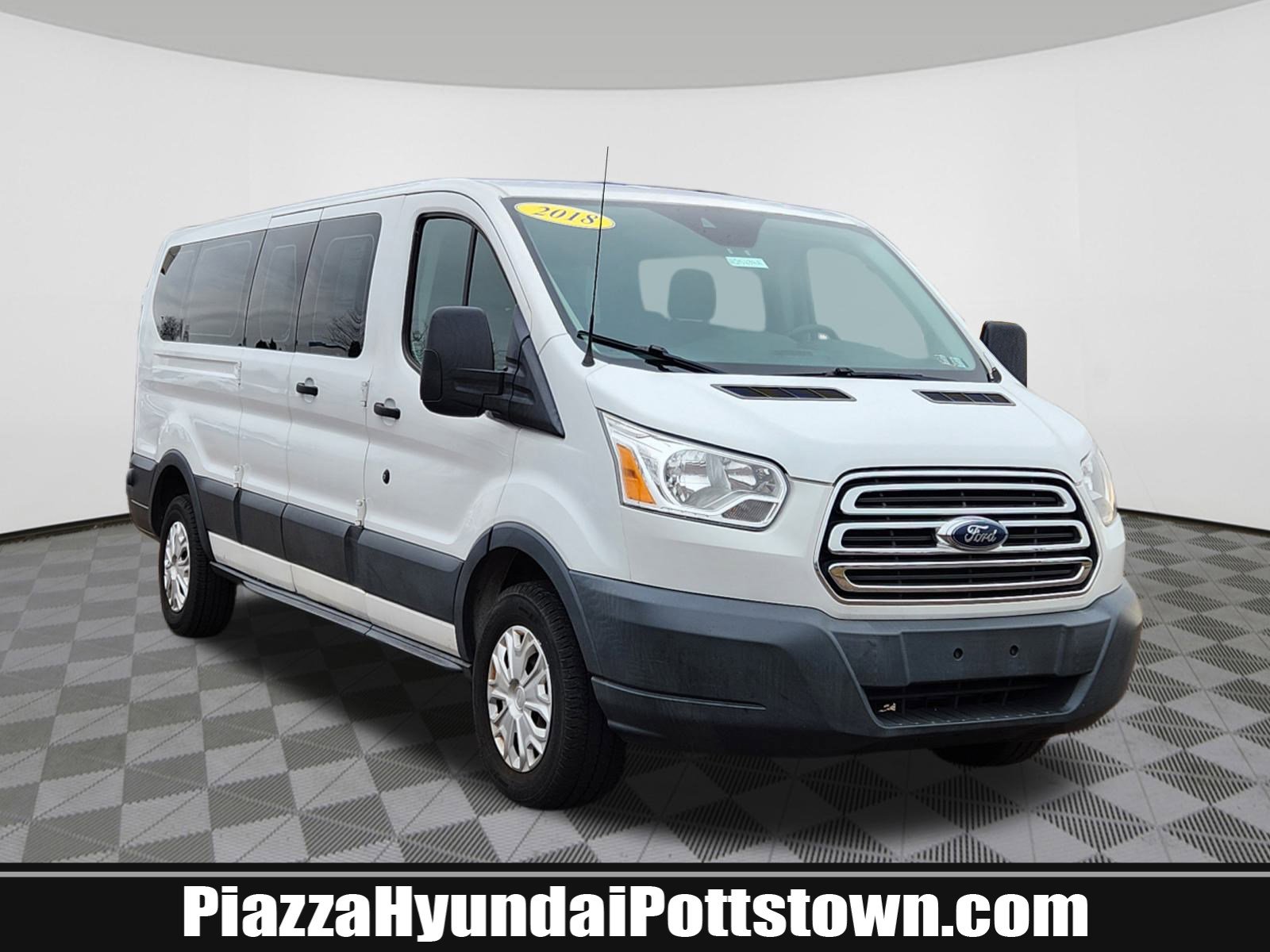 2018 Ford Transit Wagon XLT's photo