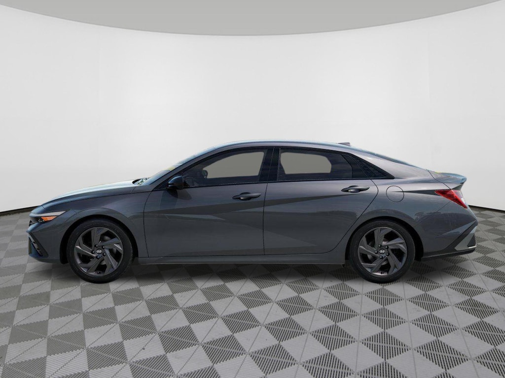 New 2026 Hyundai Elantra SEL Sport Sedan
