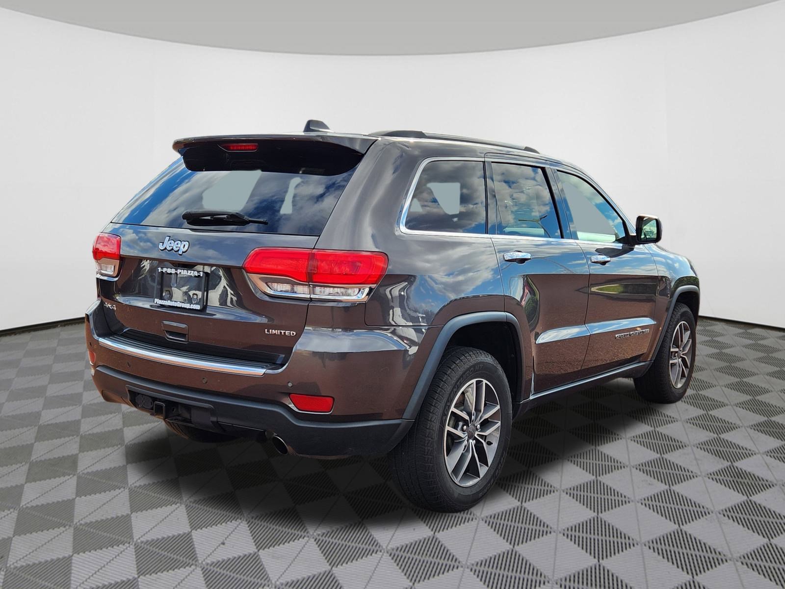 2019 Jeep Grand Cherokee Limited photo 4