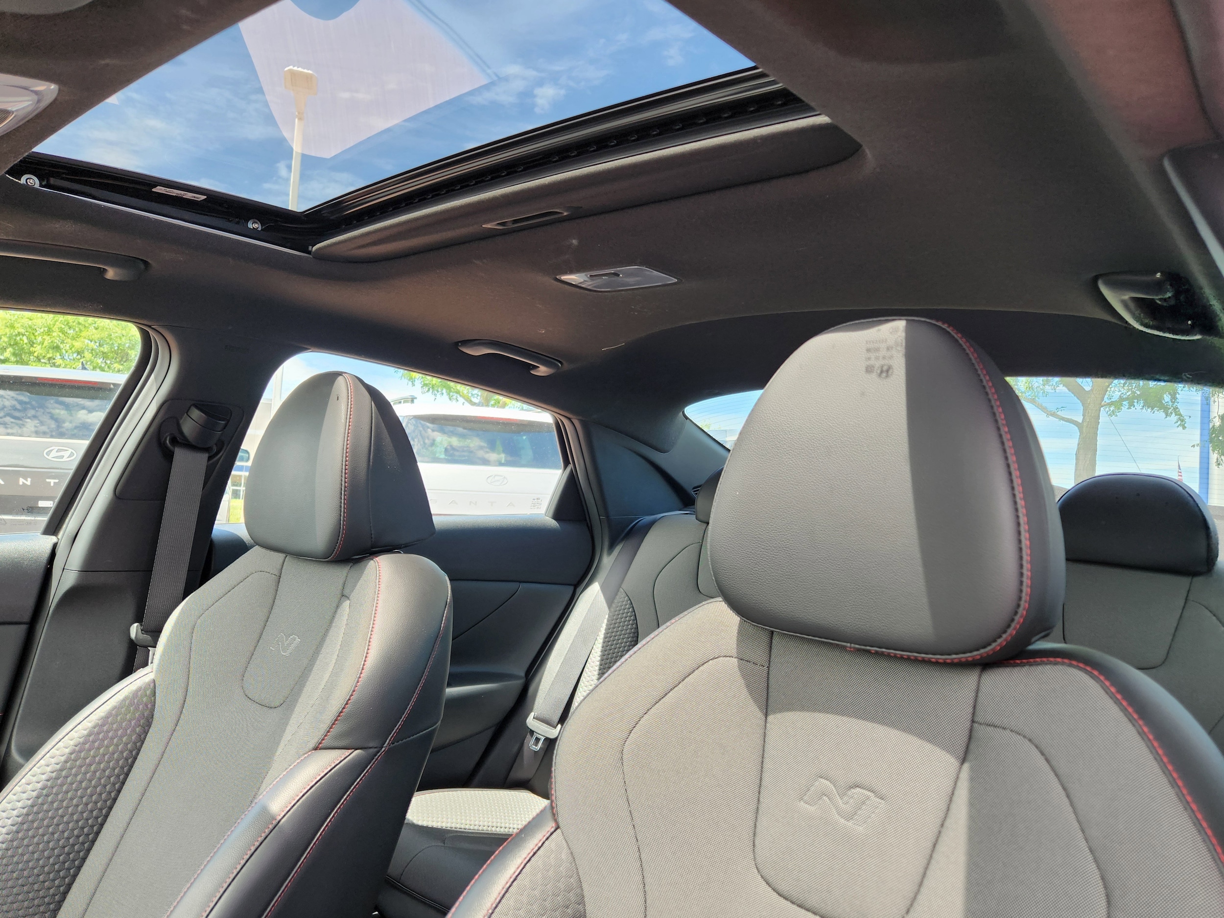 2023 Hyundai Elantra N Line - Photo 11