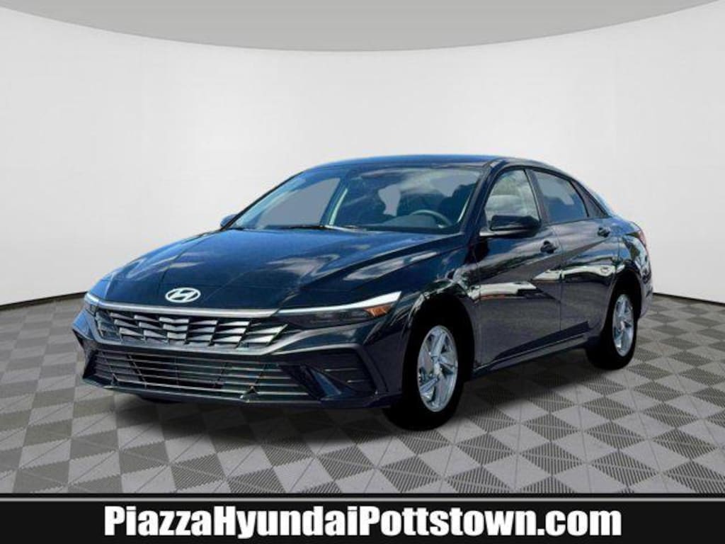New 2026 Hyundai Elantra SE Sedan