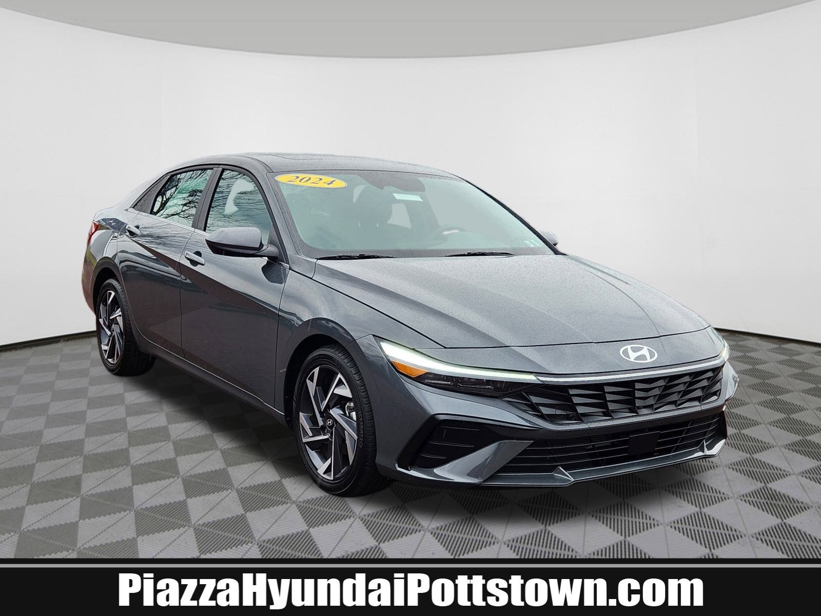 2024 Hyundai Elantra Sedan 