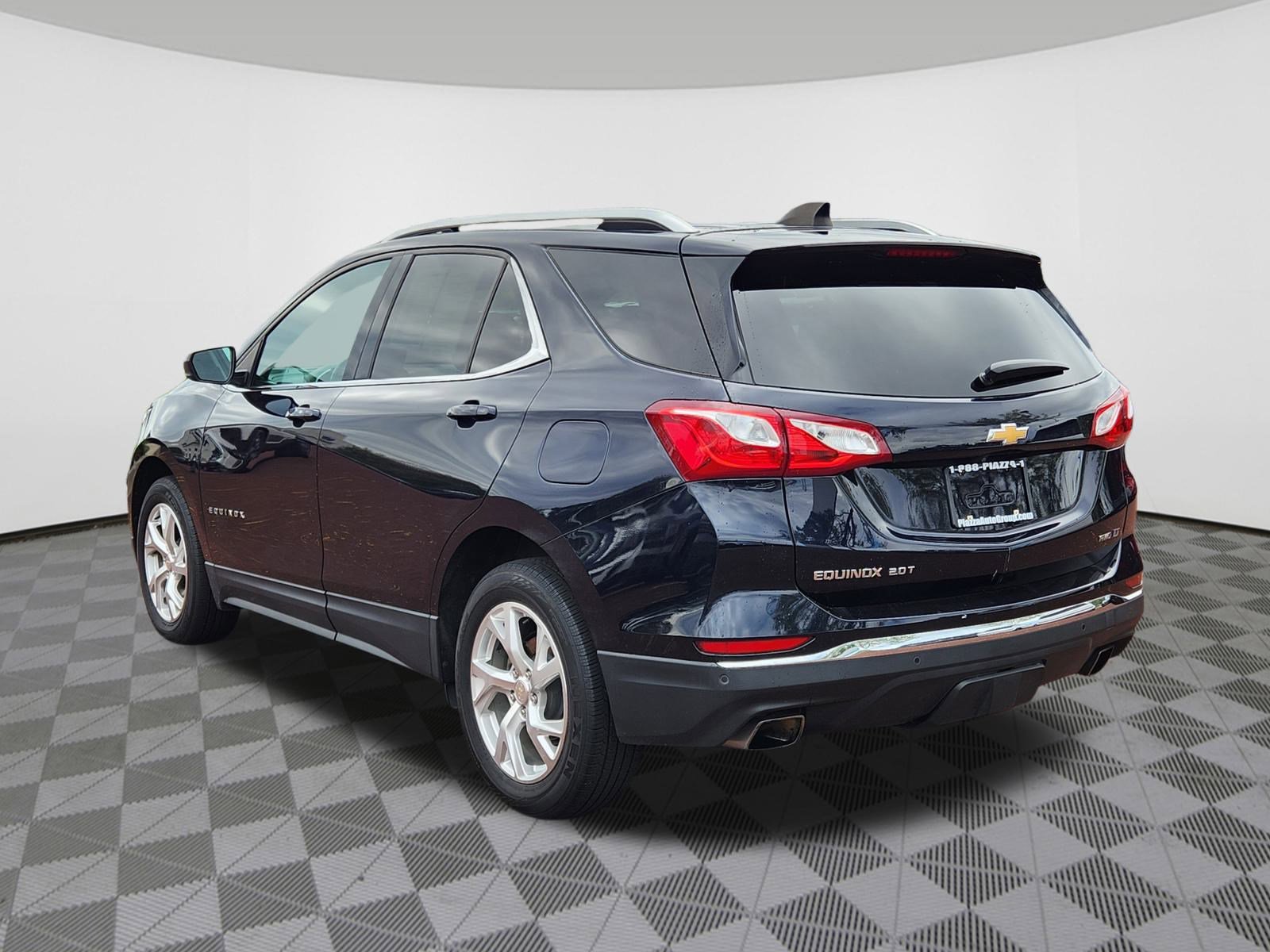 2020 Chevrolet Equinox LT photo 3