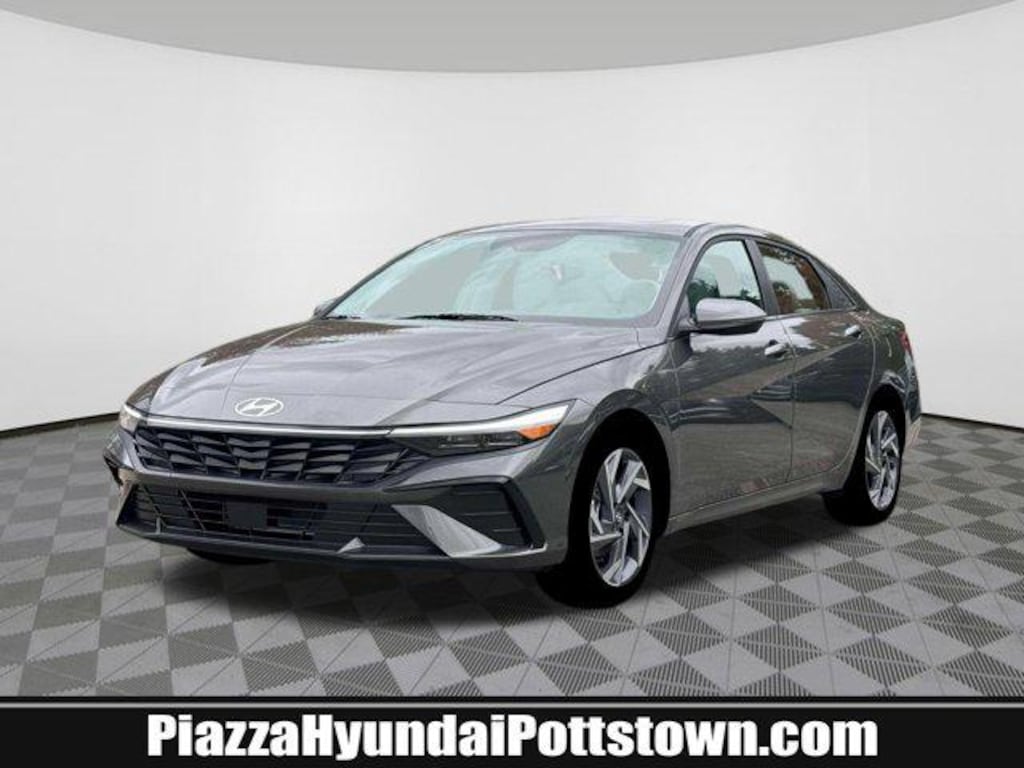 New 2026 Hyundai Elantra Limited Sedan