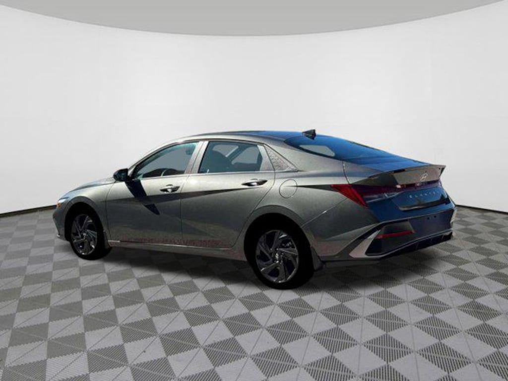 New 2026 Hyundai Elantra SEL Sport Premium Sedan