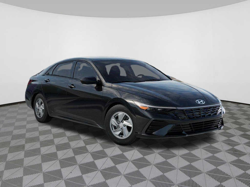 New 2026 Hyundai Elantra SE Sedan