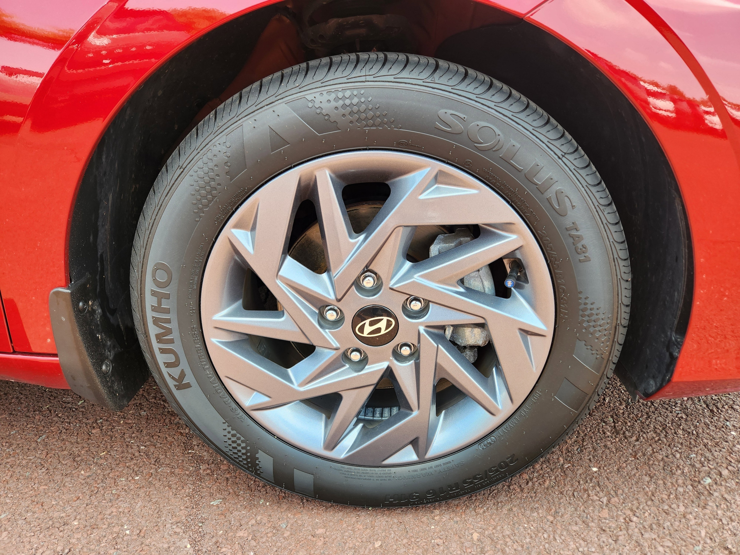 2024 Hyundai Elantra SEL - Photo 7