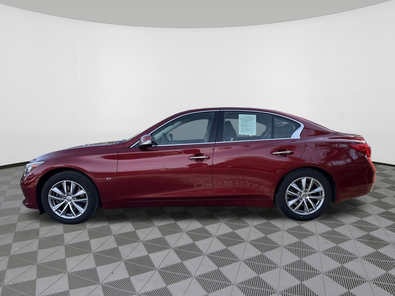 2014 Infiniti Q50 Premium photo 4