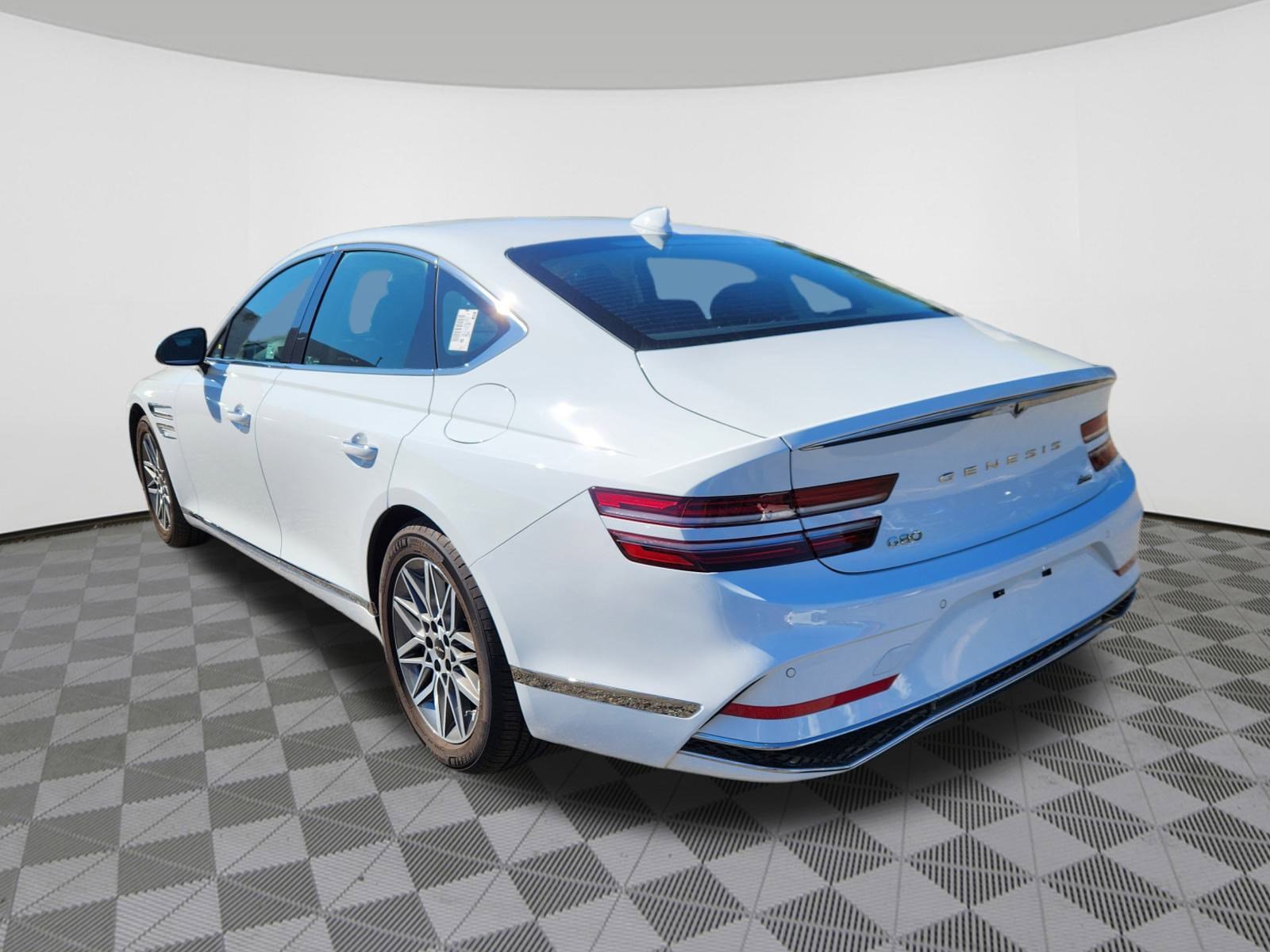 2025 Genesis G80 2.5T AWD photo 3