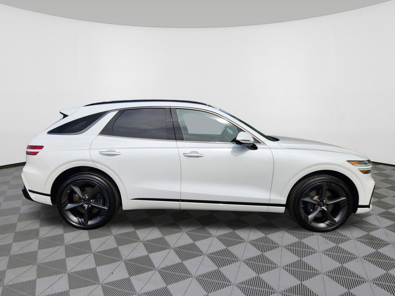 2026 GENESIS GV70 Sport Prestige - Photo 6