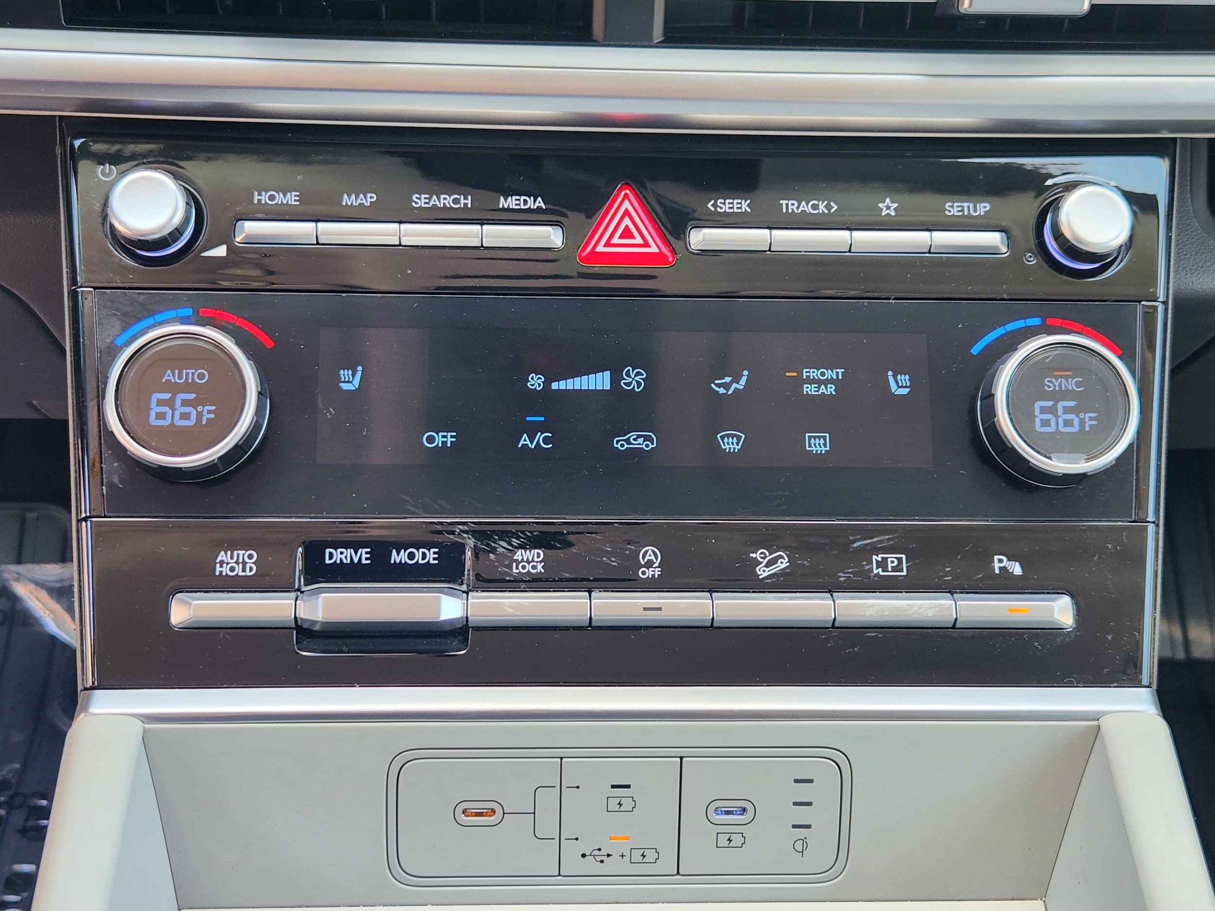 2025 Hyundai Santa Fe SEL - Photo 21