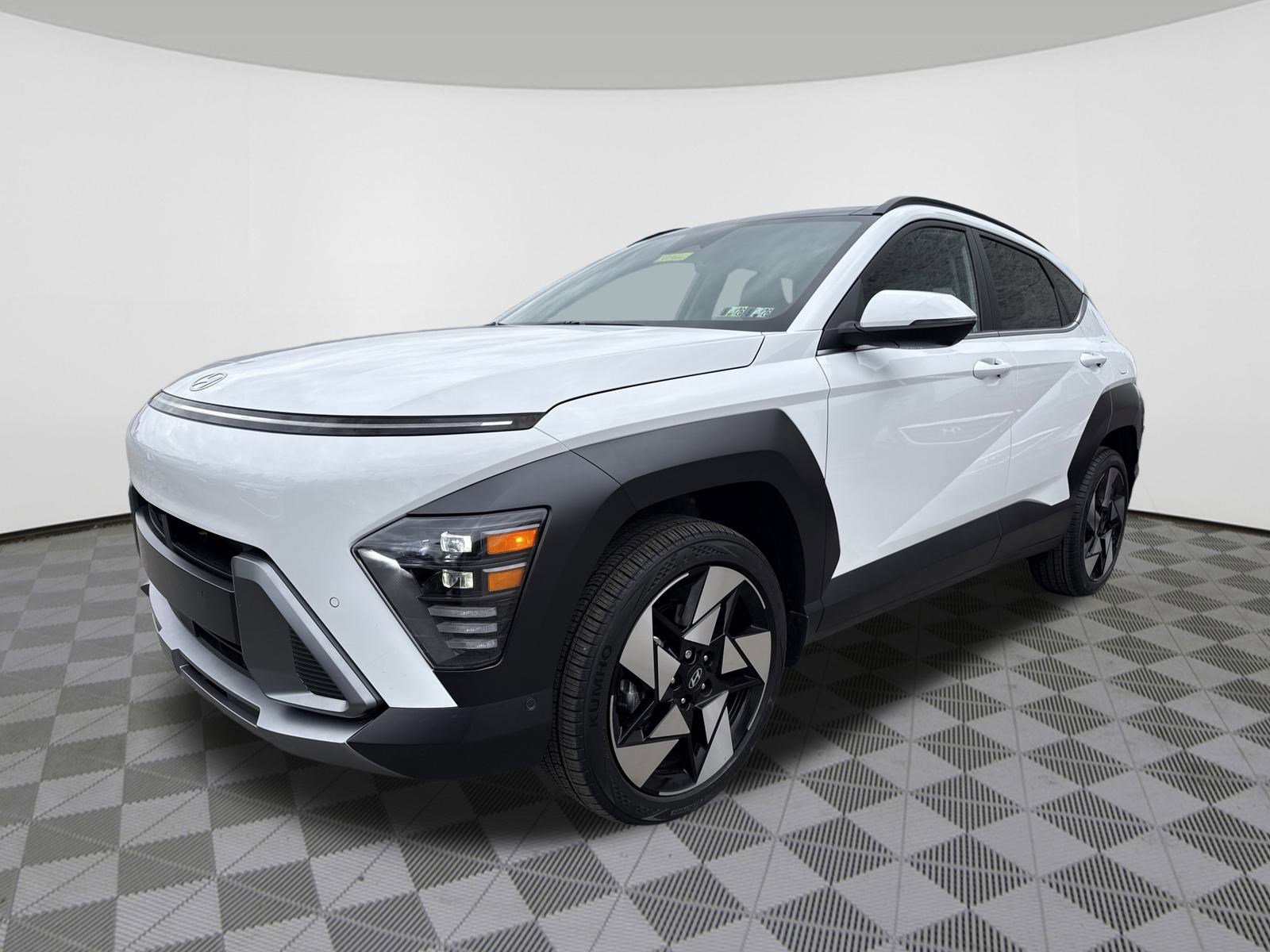 2024 Hyundai Kona Limited photo 3