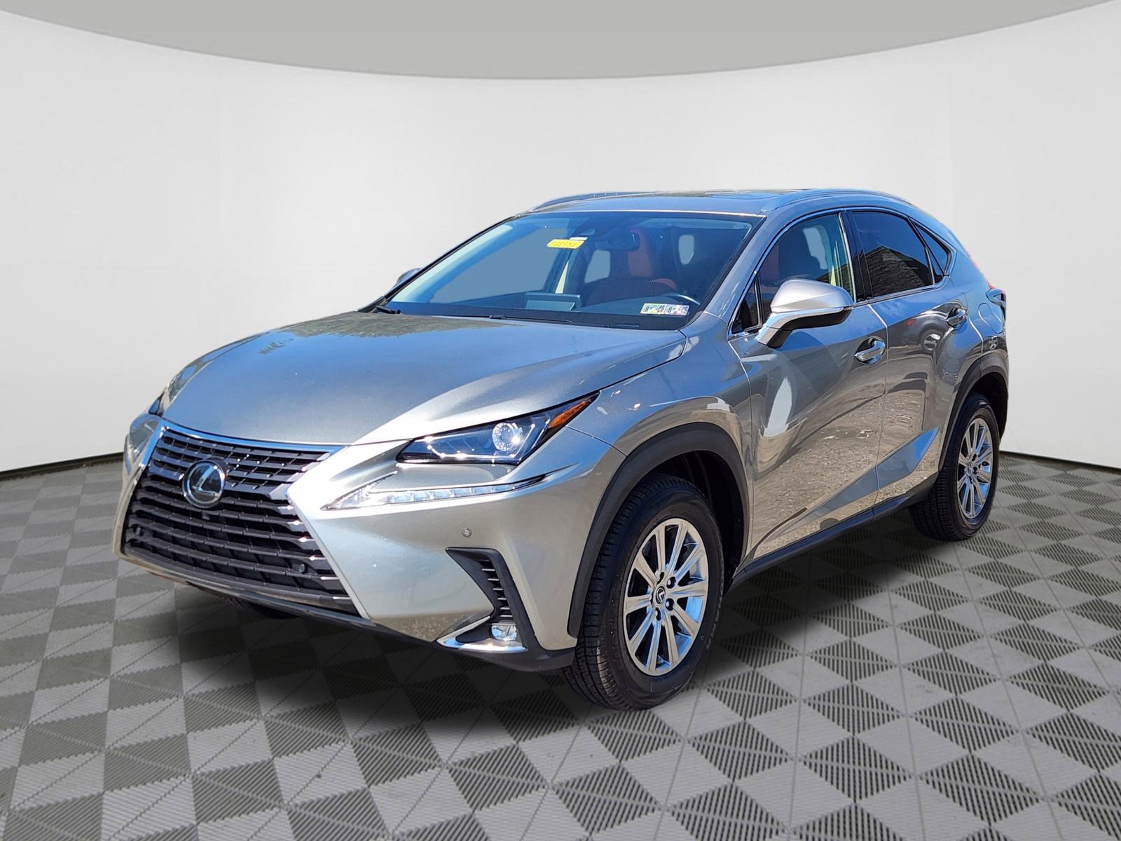 2020 Lexus NX 300 photo 2