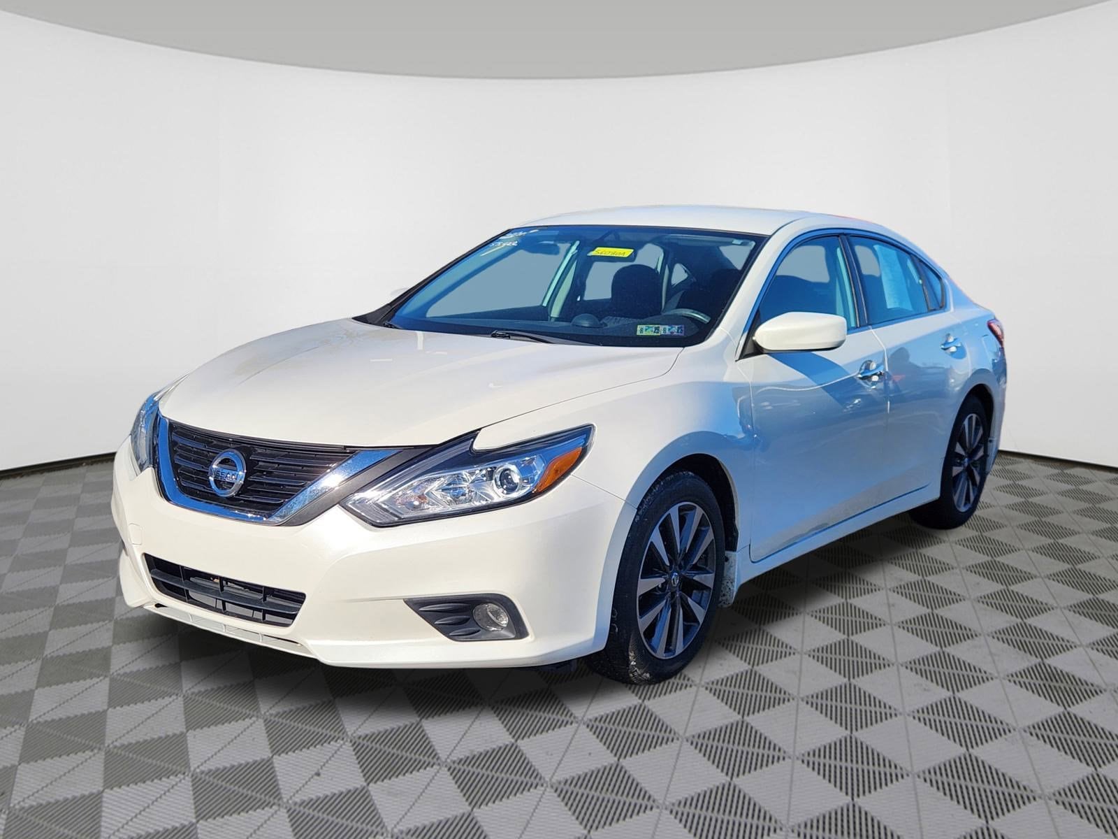 Used 2017 Nissan Altima SV with VIN 1N4AL3AP9HC109730 for sale in West Chester, PA