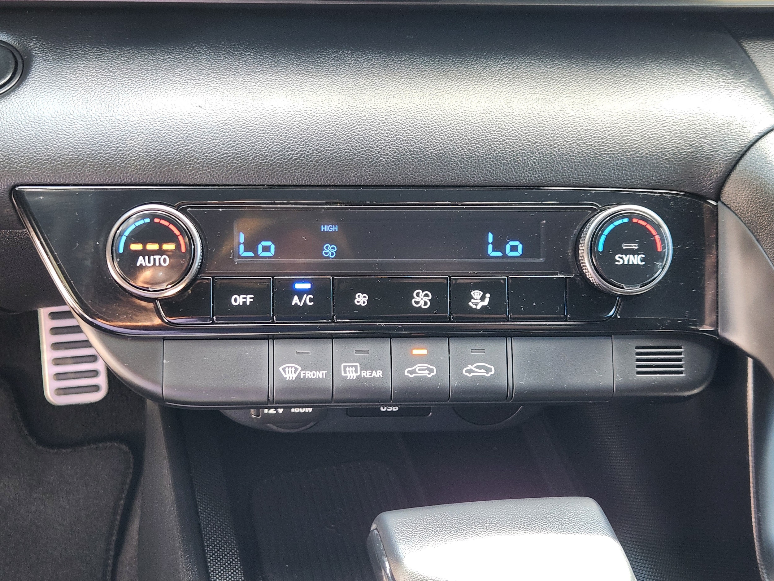 2025 Hyundai Elantra SEL - Photo 20