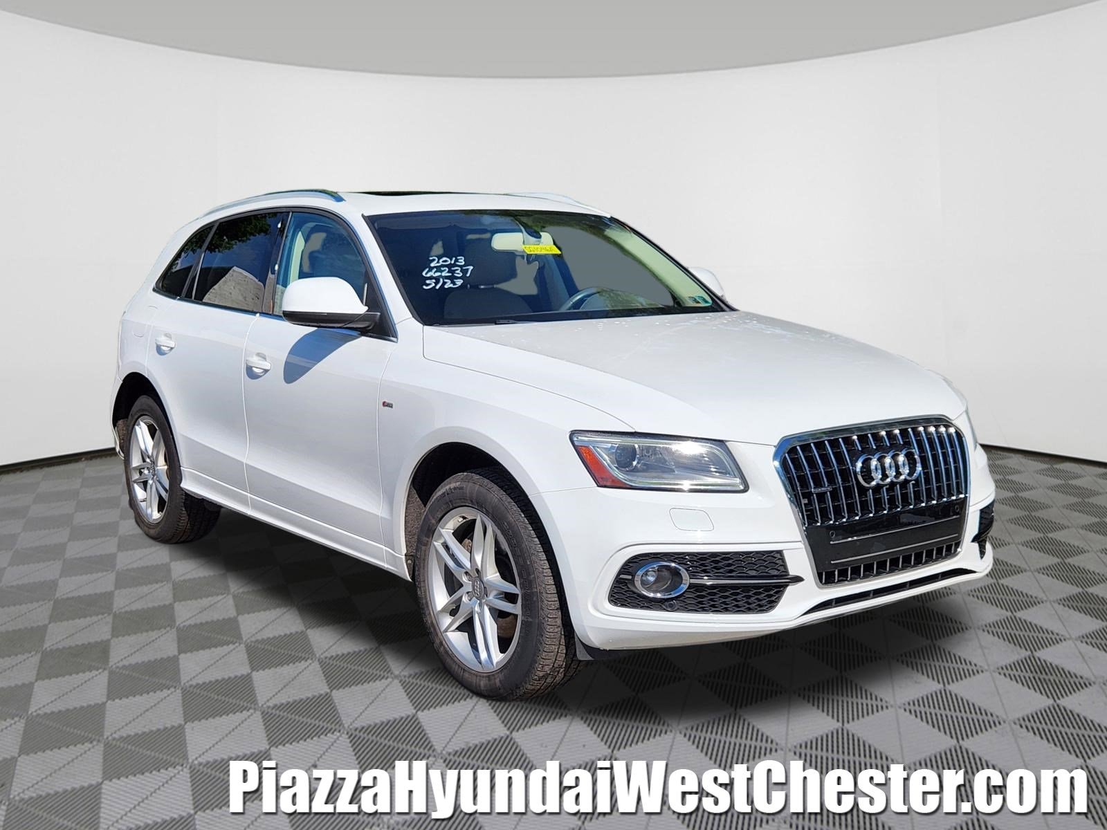2013 Audi Q5 3.0T quattro tiptronic Premium Plus's photo