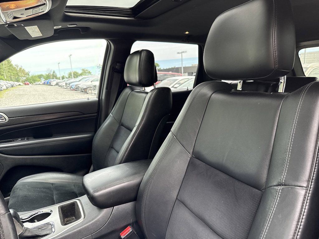 Used 2018 Jeep Grand Cherokee Laredo 4x4 SUV
