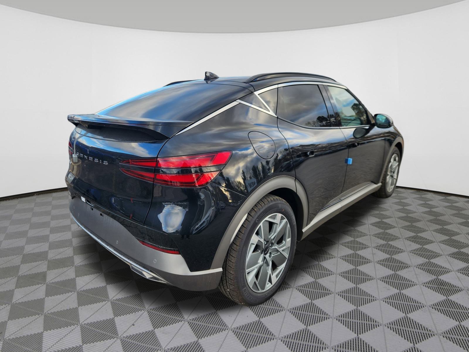 2025 Genesis GV60 AWD photo 4