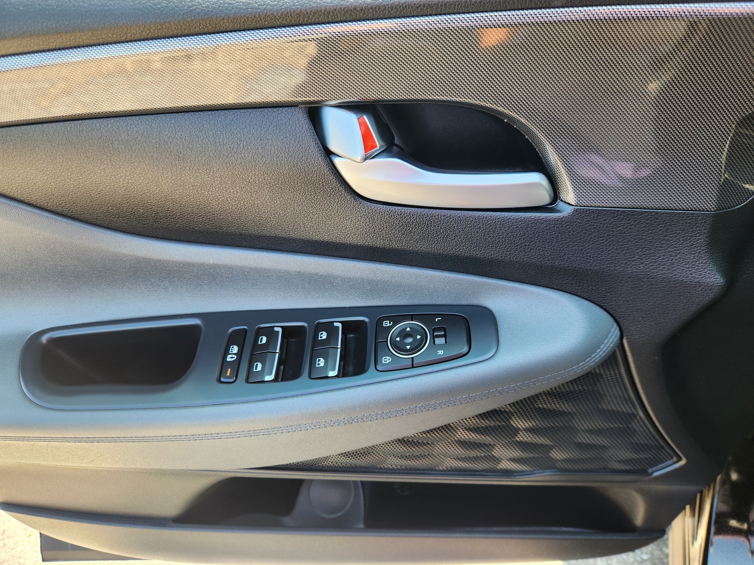 2023 Hyundai Santa Fe SEL - Photo 17