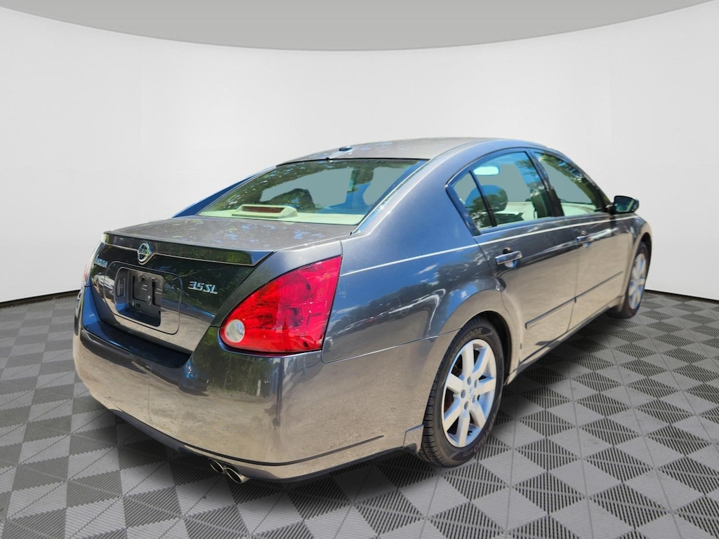 Used 2005 Nissan Maxima 3.5 SE Sedan