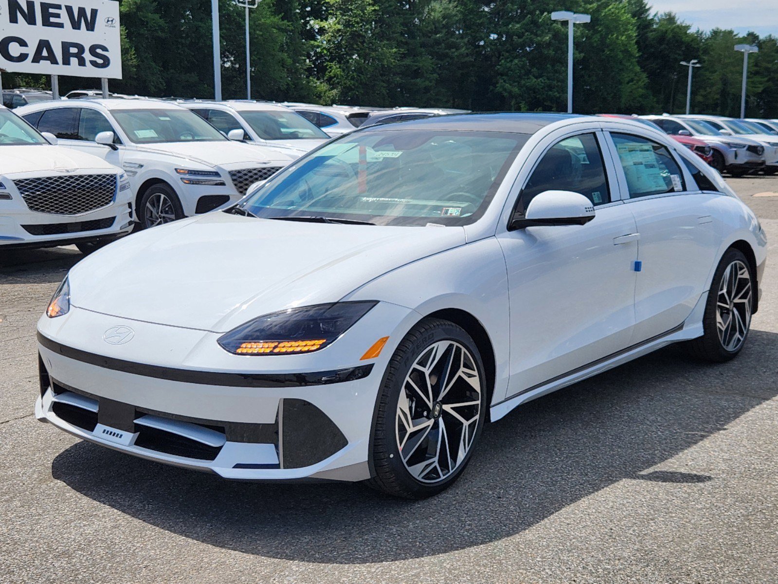 2024 Hyundai Ioniq 6 Limited photo 2