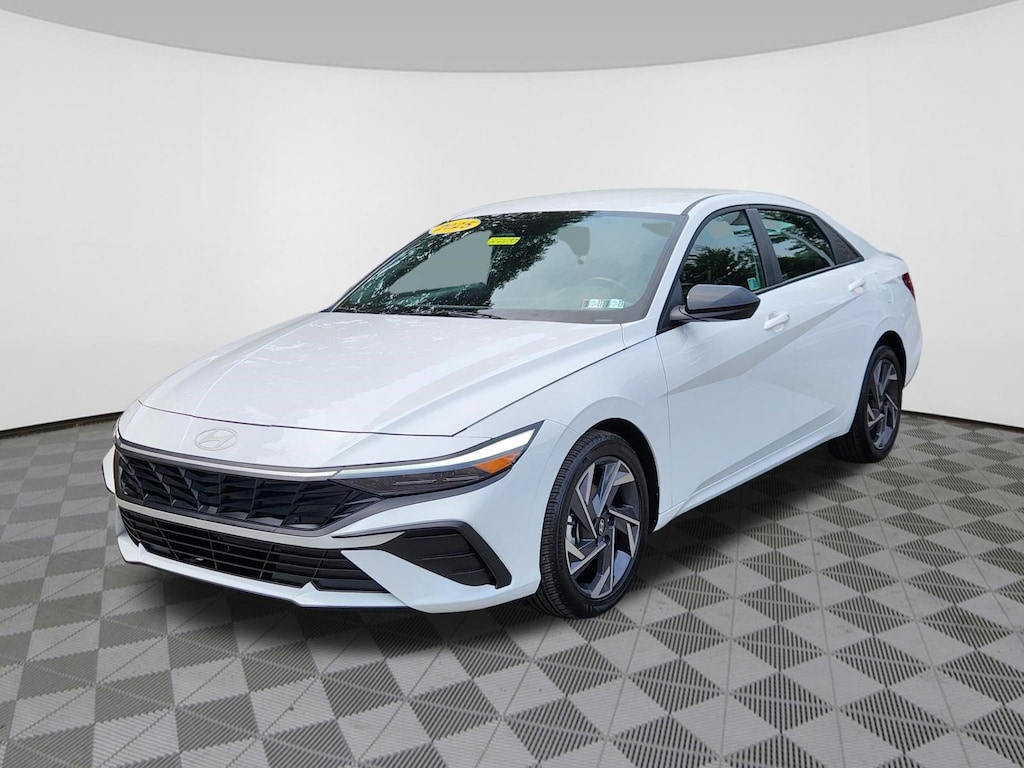 Certified 2025 Hyundai Elantra SEL Sport Sedan