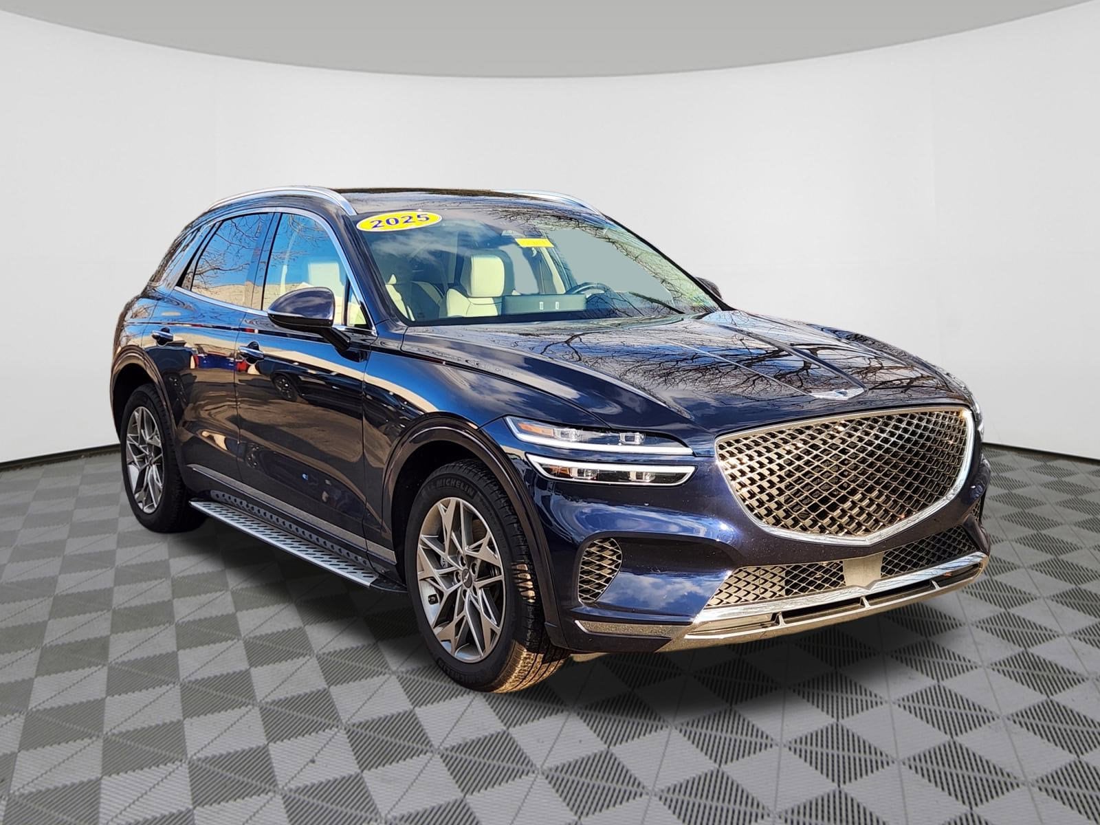 2025 GENESIS GV70 Standard's photo