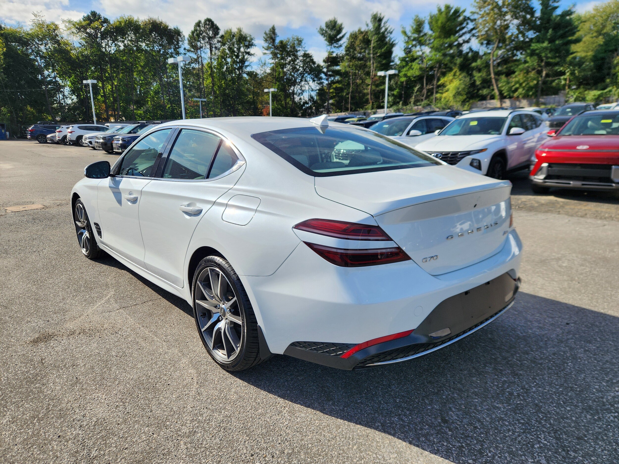 2023 Genesis G70 2.0T photo 3