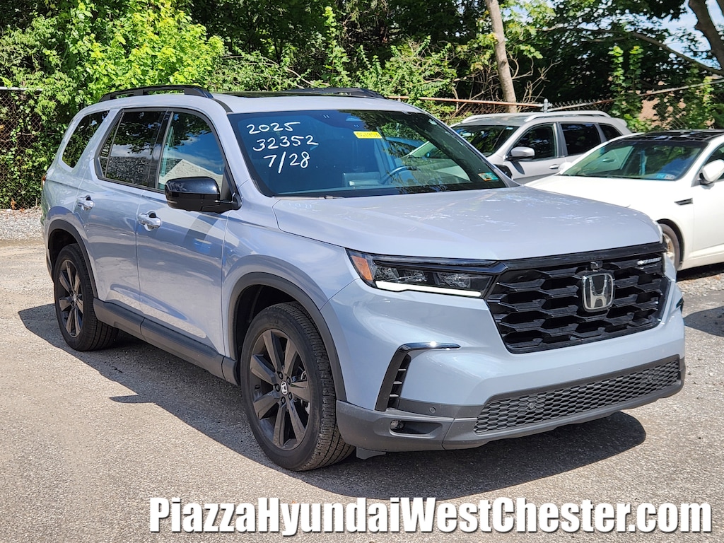 Used 2025 Honda Pilot Black Edition SUV