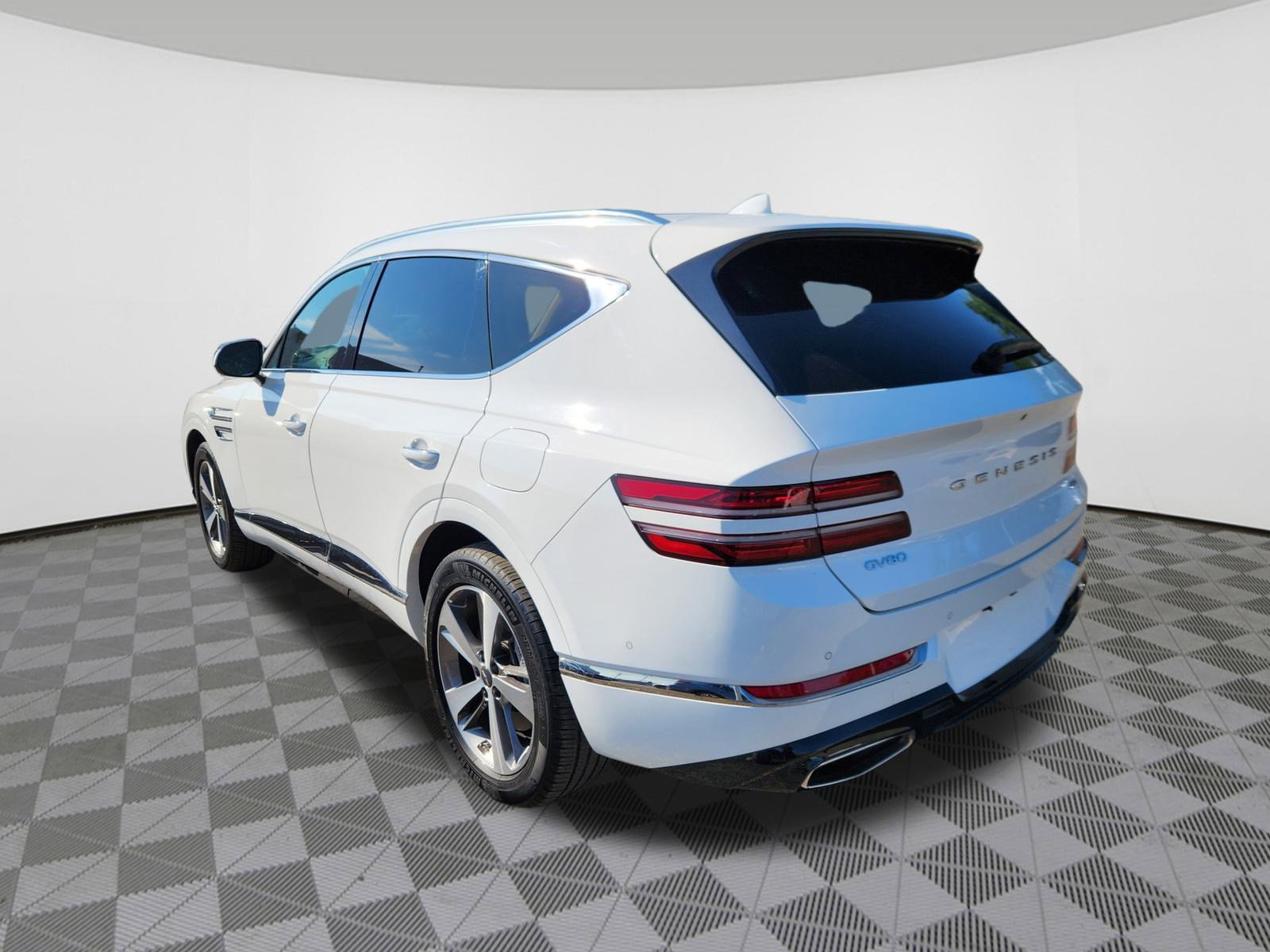 2024 Genesis GV80 2.5T Advanced photo 3