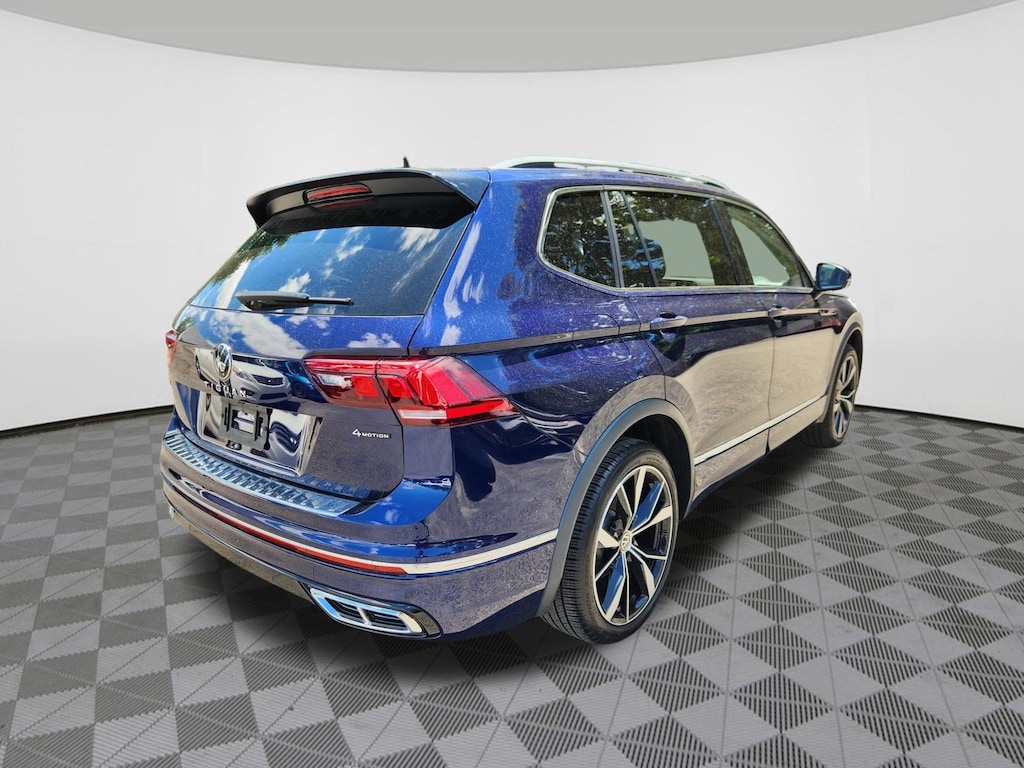 Used 2024 Volkswagen Tiguan 2.0T SEL R-Line SUV