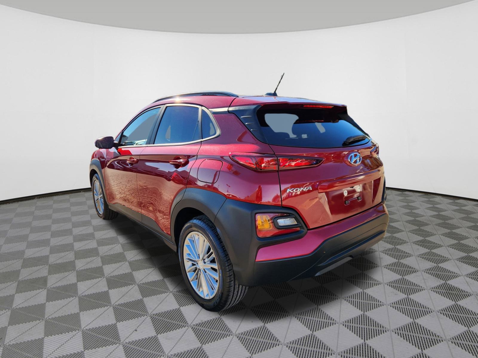 2020 Hyundai Kona SEL photo 3