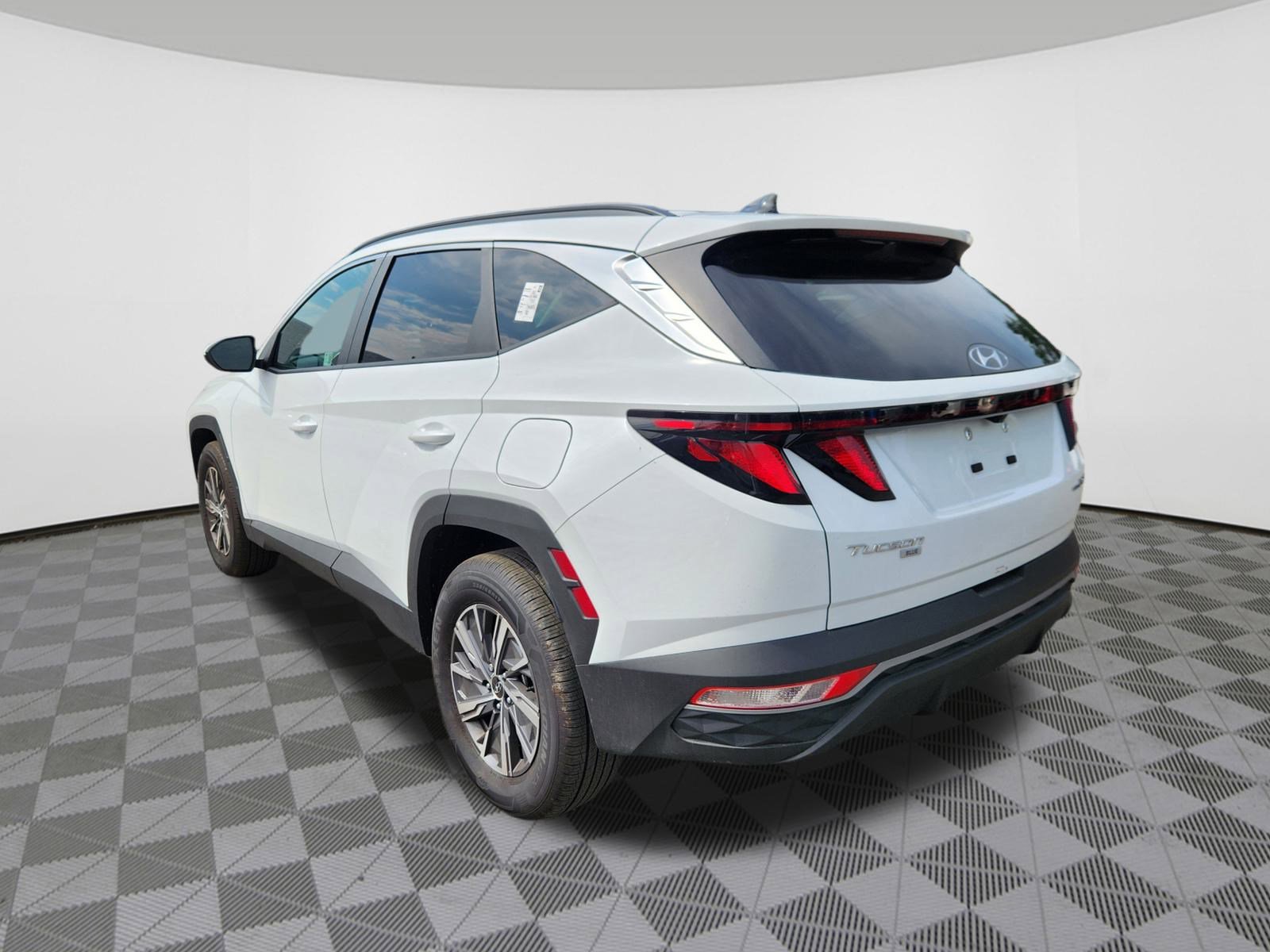 2024 Hyundai Tucson Hybrid Blue photo 3