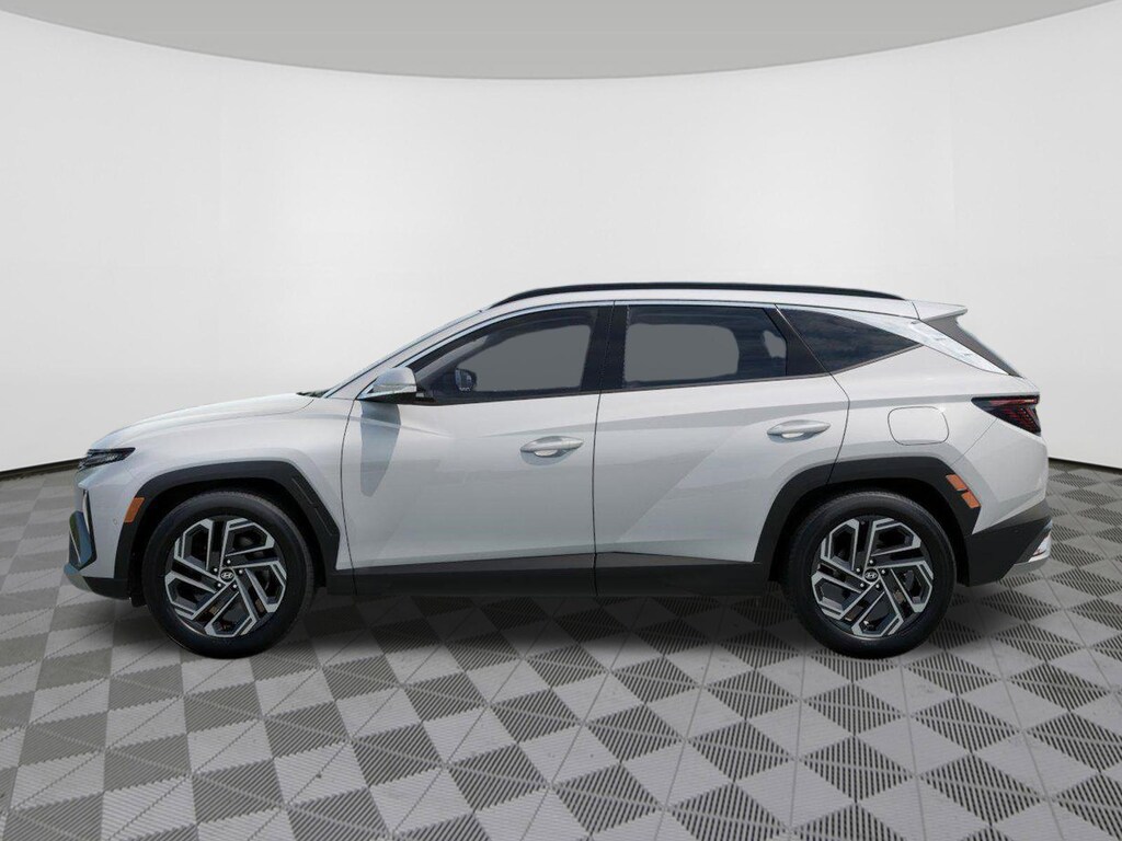 New 2026 Hyundai Tucson Hybrid Limited SUV