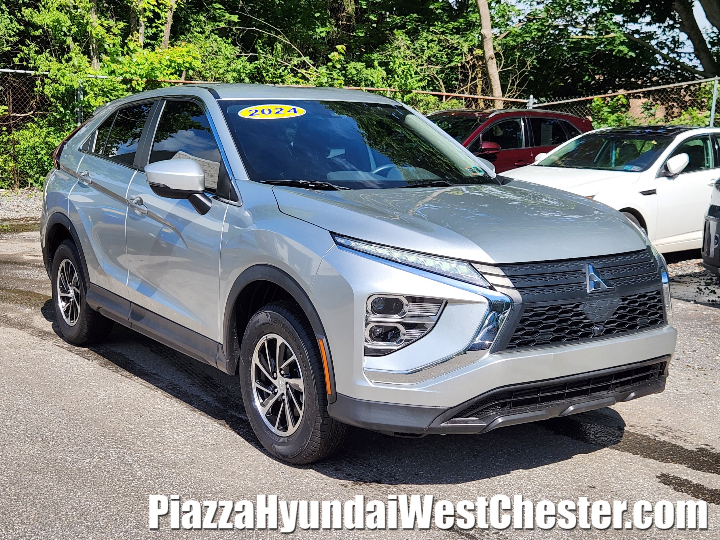 2024 Mitsubishi Eclipse Cross ES S-AWC's photo