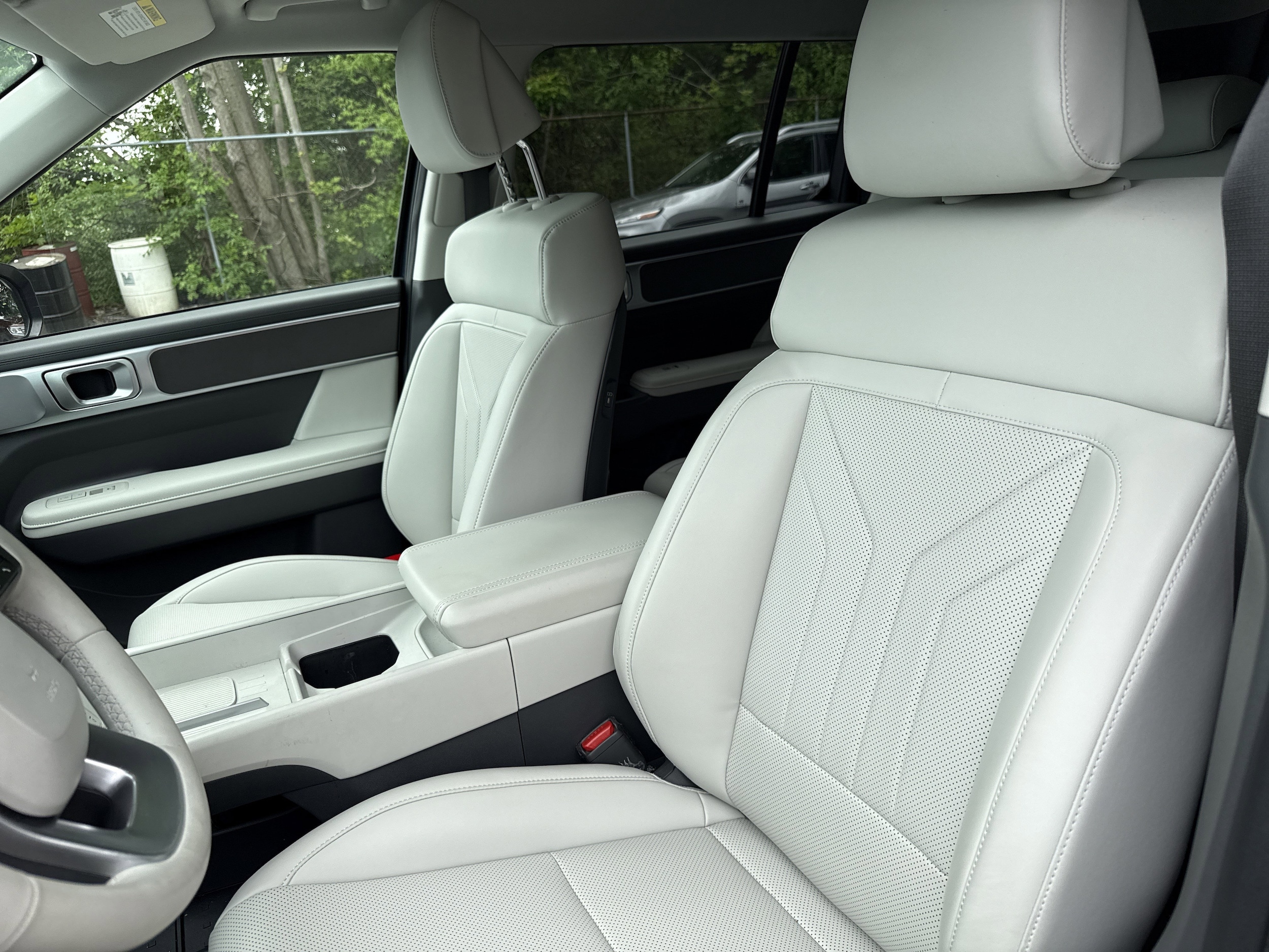 2025 Hyundai Santa Fe SEL - Photo 11