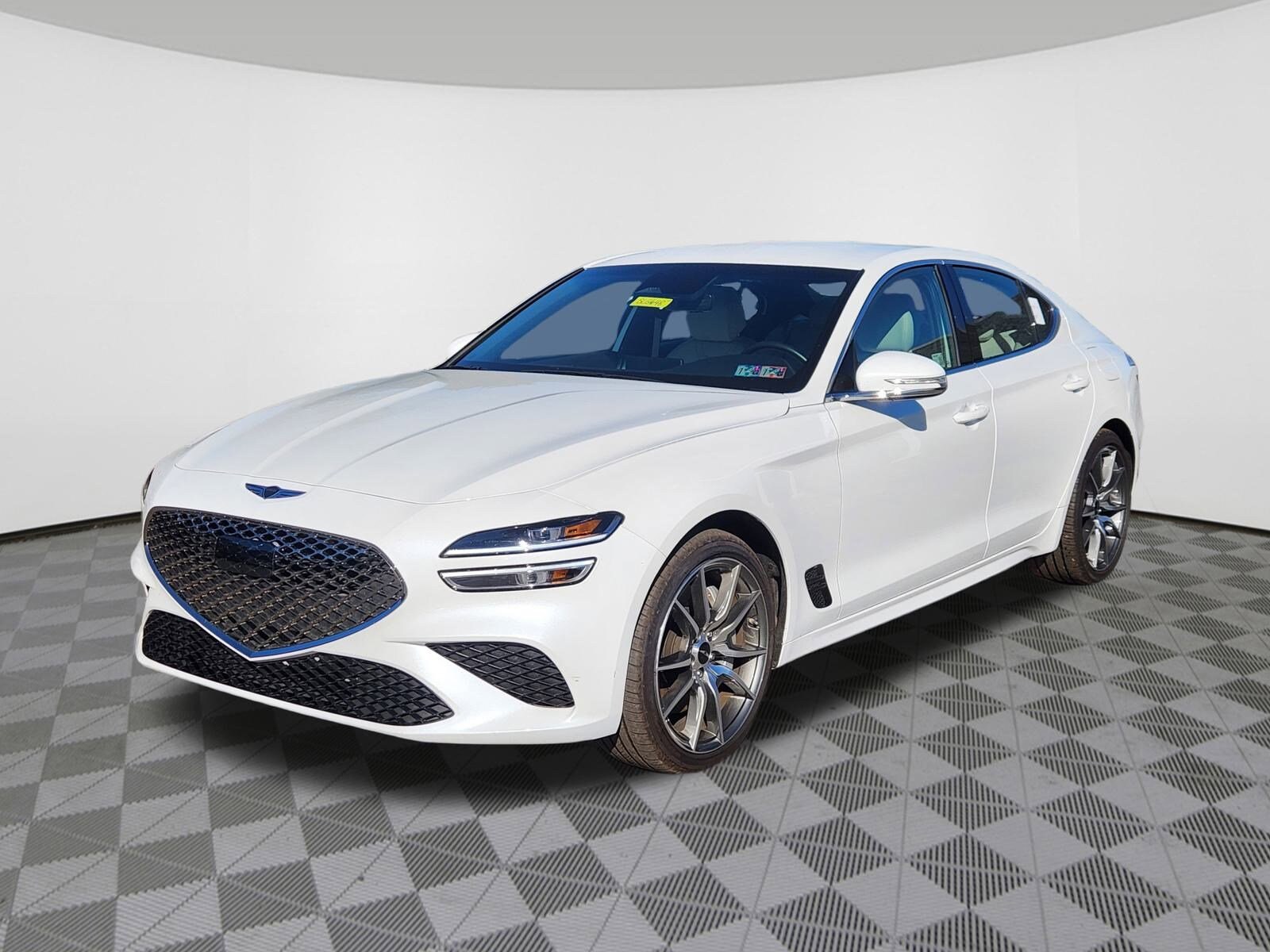 2025 Genesis G70 2.5T photo 2