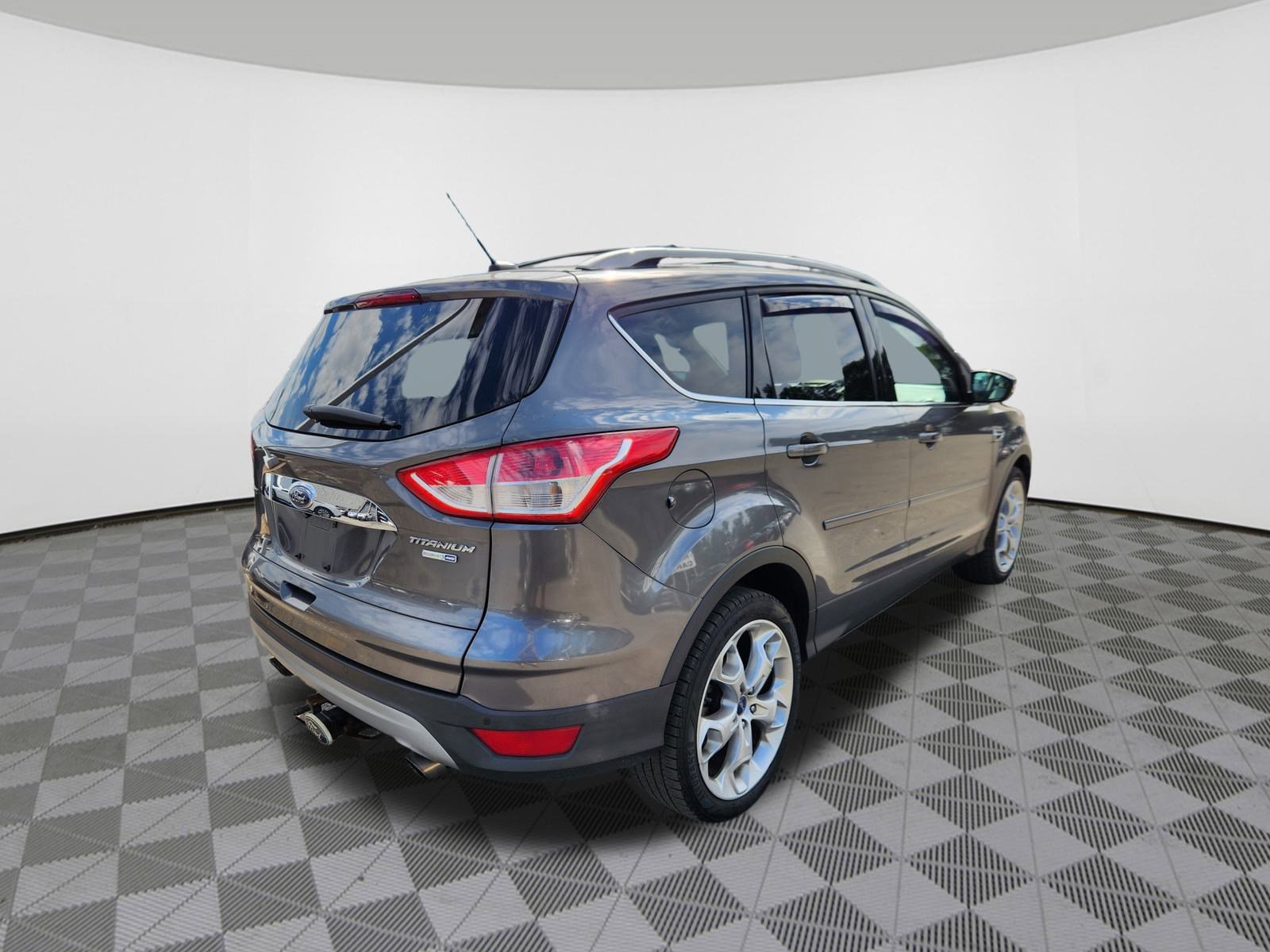 2014 Ford Escape Titanium photo 4
