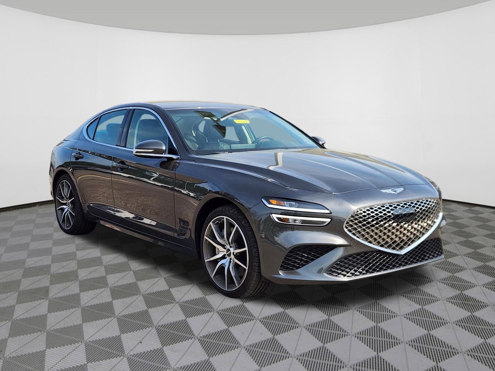 2025 GENESIS G70 Standard