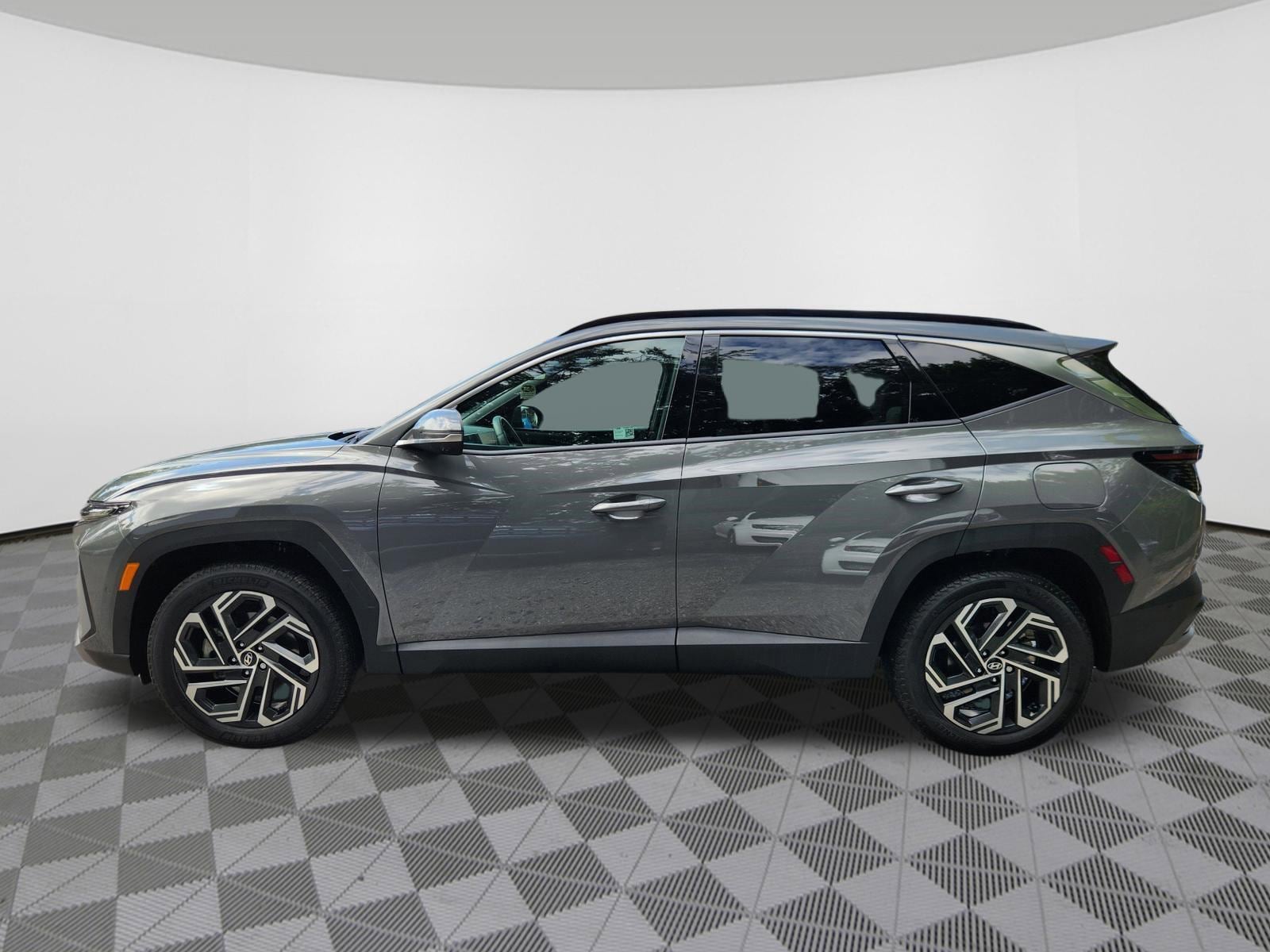 2025 Hyundai Tucson Limited - Photo 5
