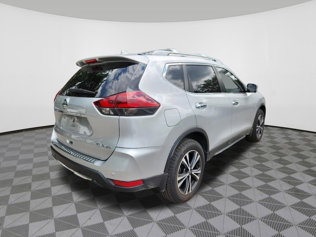 Used 2019 Nissan Rogue SV SUV