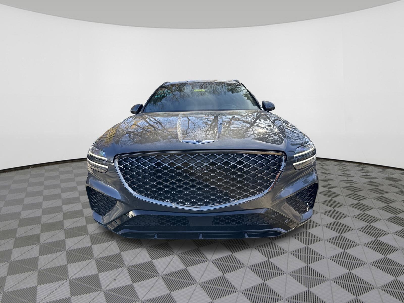 2022 Genesis GV70 3.5T Sport Prestige photo 2