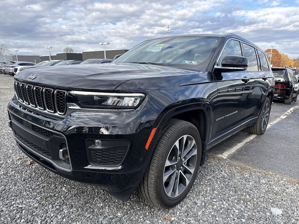 Used 2023 Jeep Grand Cherokee L Overland SUV