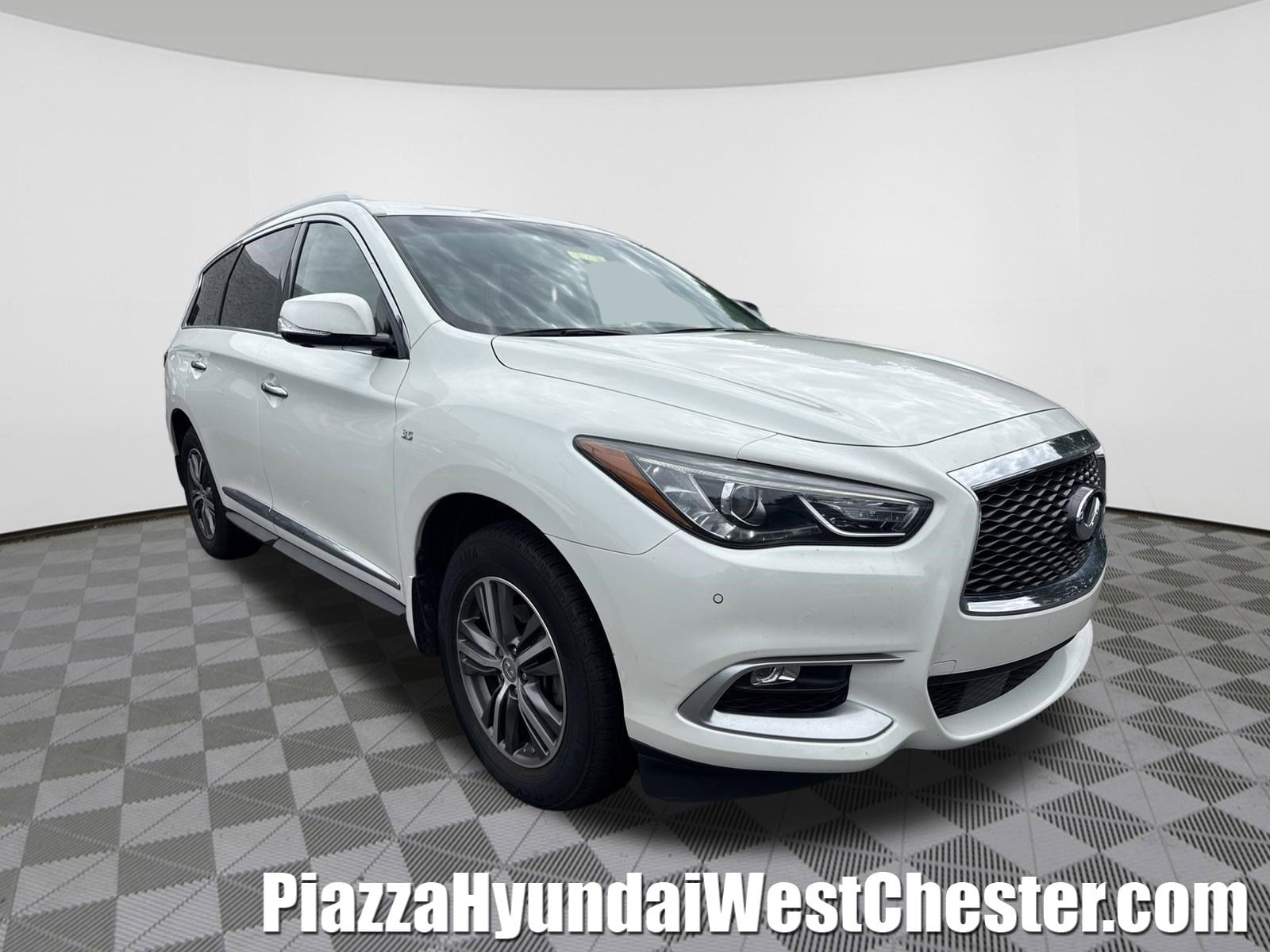 2016 INFINITI QX60 3.5 AWD's photo