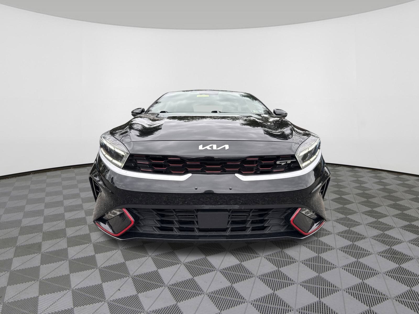 2022 Kia Forte GT photo 2