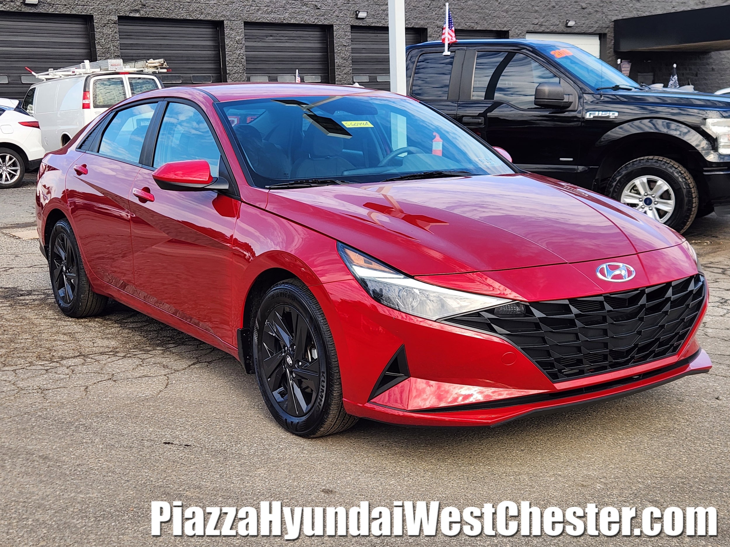 2023 Hyundai Elantra SEL's photo